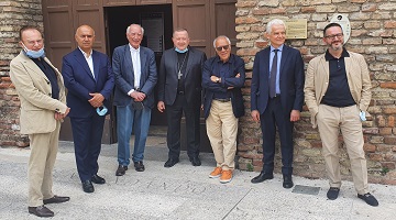 A Ravenna una nuova porta per la chiesa di San Francesco